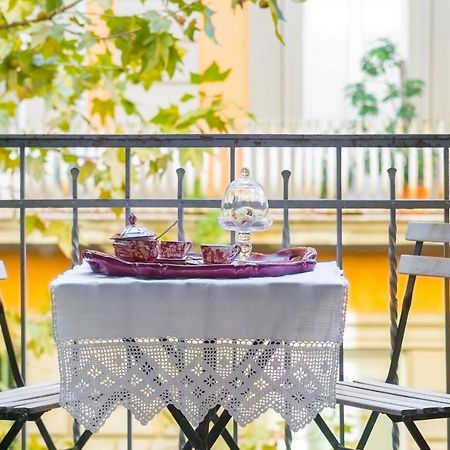 Casa Fiorita Apartment Наполи Екстериор снимка